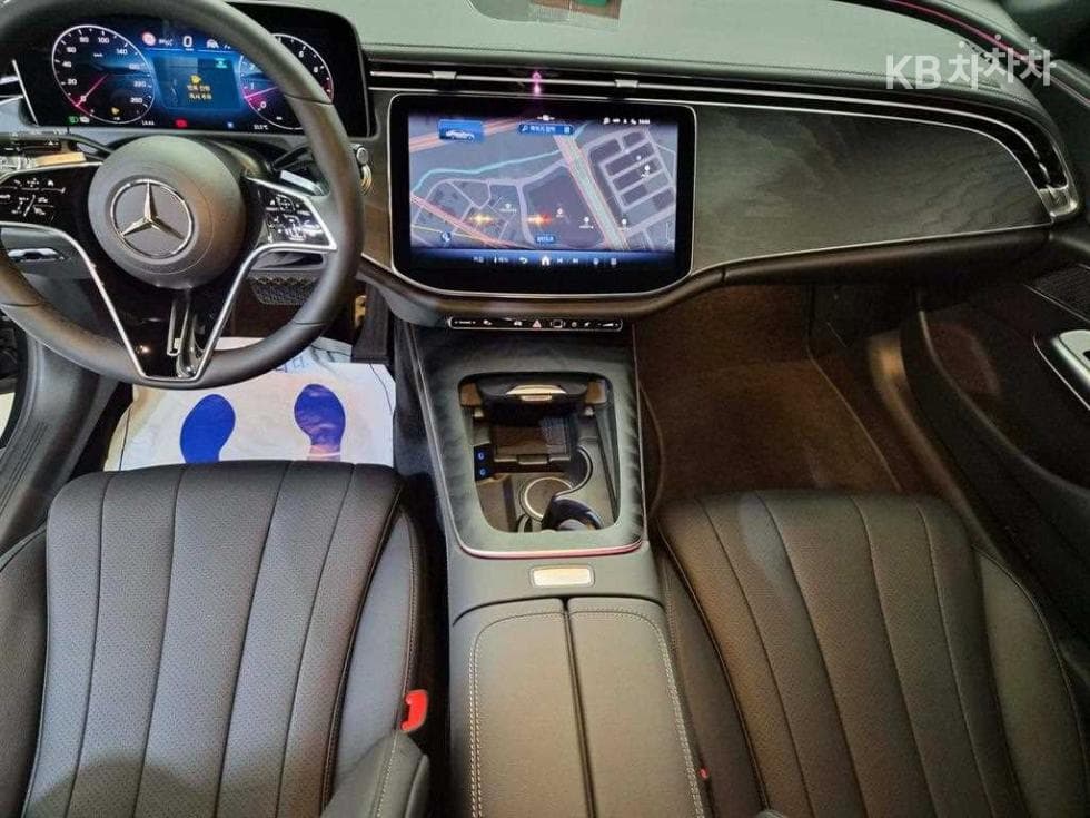 Mercedes-Benz E-클래스 (W214)E200 Avantgrade - 10