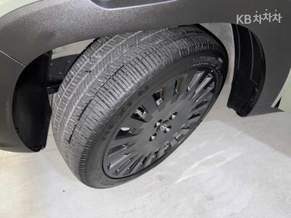 Хюндай Каспър1.0 Турбо Бензин Inspiration - 20