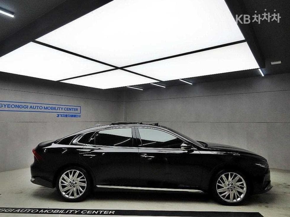 Hyundai The New (facelift) Grandeur (Azera)2.5 Calligraphy - 2