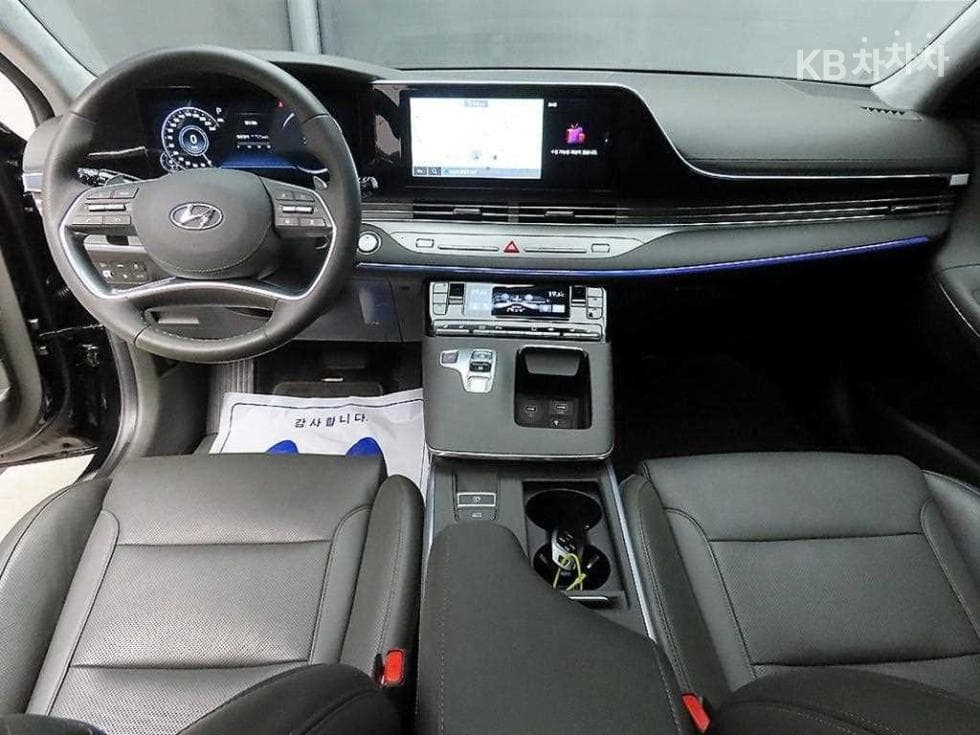Hyundai The New (facelift) Grandeur (Azera)2.5 Calligraphy - 7