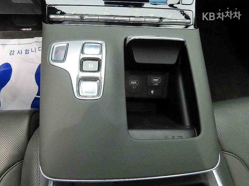 Hyundai The New (facelift) Grandeur (Azera)2.5 Calligraphy - 10