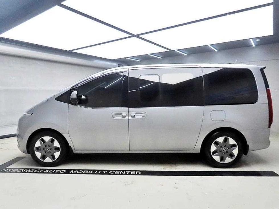 Hyundai Staria2.2 Tourer 11 Modern - 4