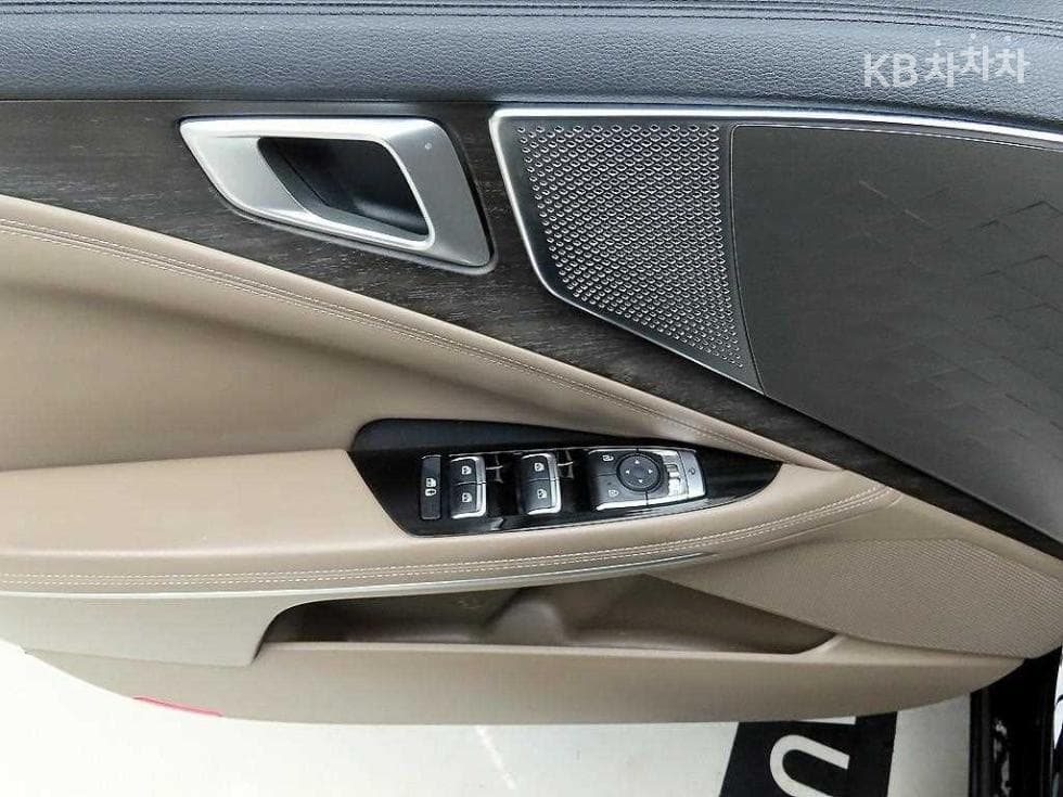 Kia K8 Hybrid1.6 Turbo Noblesse Light - 11