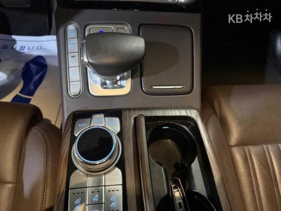 Дженезис G903.8 GDi AWD Престиж - 12