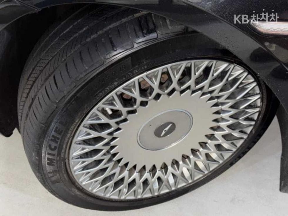 Дженезис G903.8 GDi AWD Престиж - 20