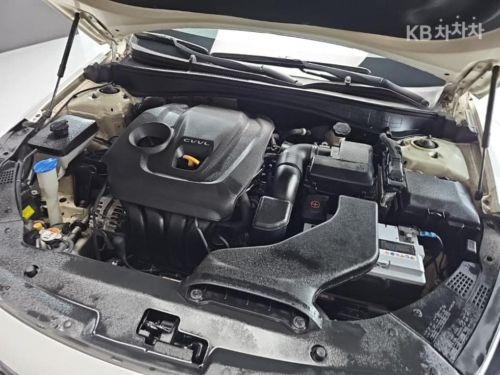 Киа K5 Второ поколение2.0 Бензин SX Престиж - 5