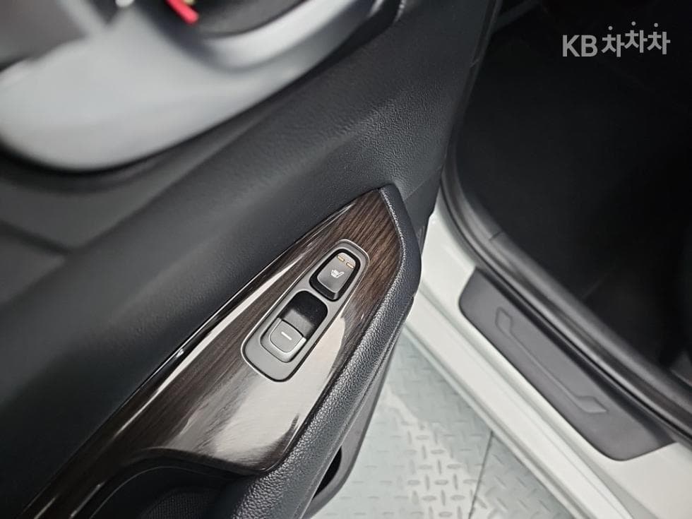 Киа K5 Второ поколение2.0 Бензин SX Престиж - 13