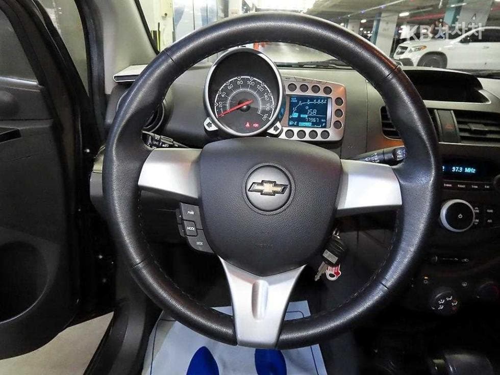 Джи Ем Корея Chevrolet СпаркLS Star - 8