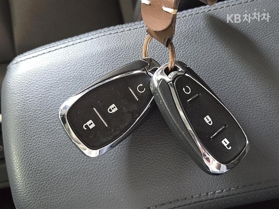Джи Ем Корея Chevrolet 볼트 EVEV LT Стандартен - 22