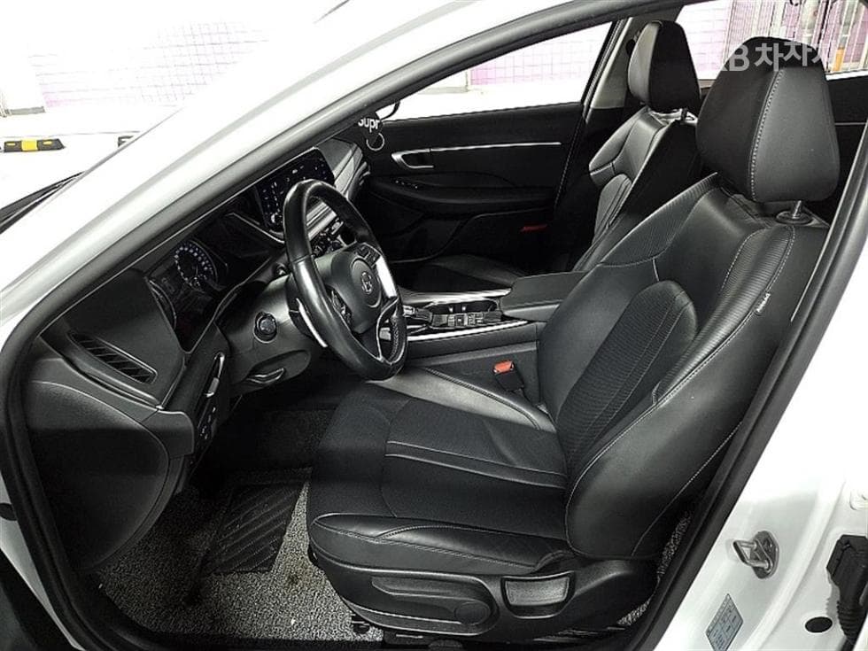 Hyundai Sonata Hybrid (DN8)2.0 Hybrid Modern - 11
