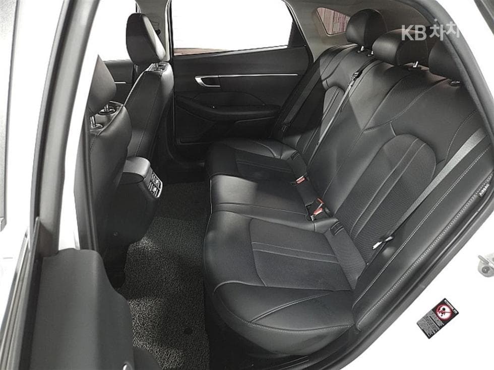 Hyundai Sonata Hybrid (DN8)2.0 Hybrid Modern - 12
