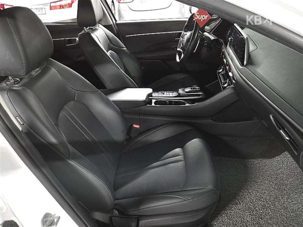 Hyundai Sonata Hybrid (DN8)2.0 Hybrid Modern - 14