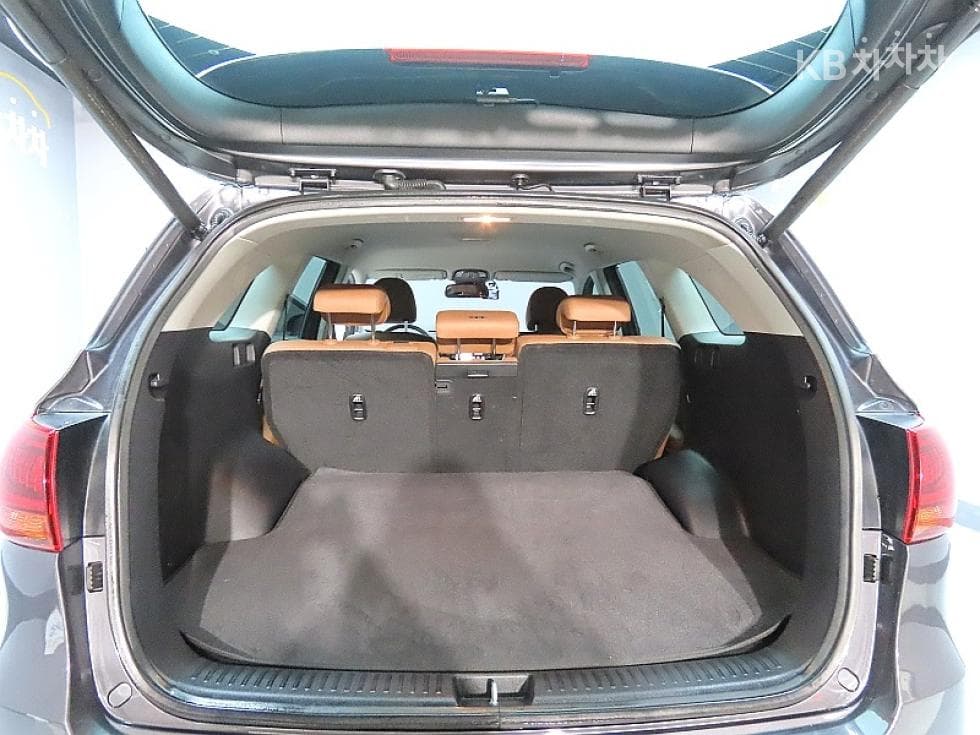 Kia The New (facelift) Sorento2.2 Diesel 2WD 마스터 - 19