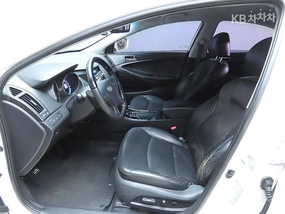 Hyundai YFSonataLPi Top (Cargo) - 10
