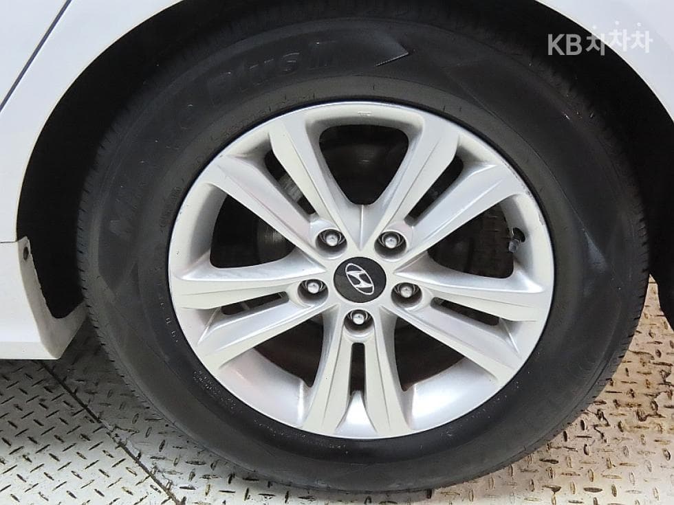 Hyundai YFSonataLPi Top (Cargo) - 19