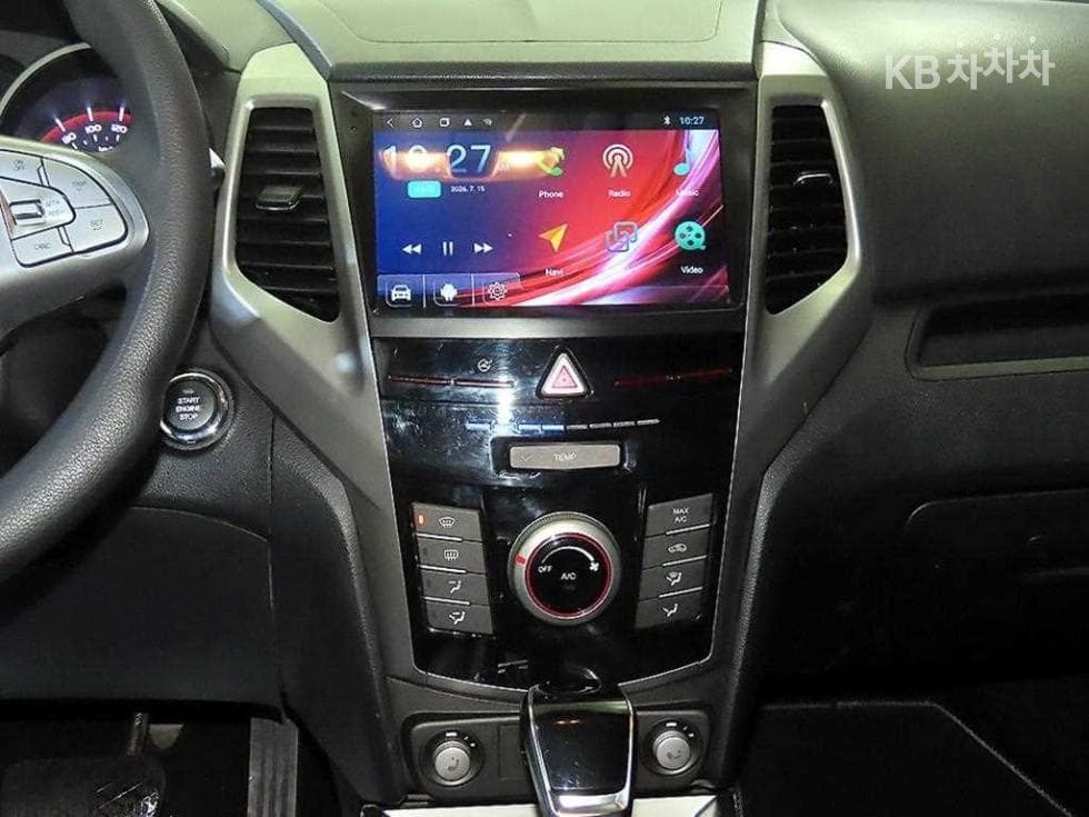 КейДжи Мобилити Тиволи 아머1.6 Бензин TX 2WD - 12