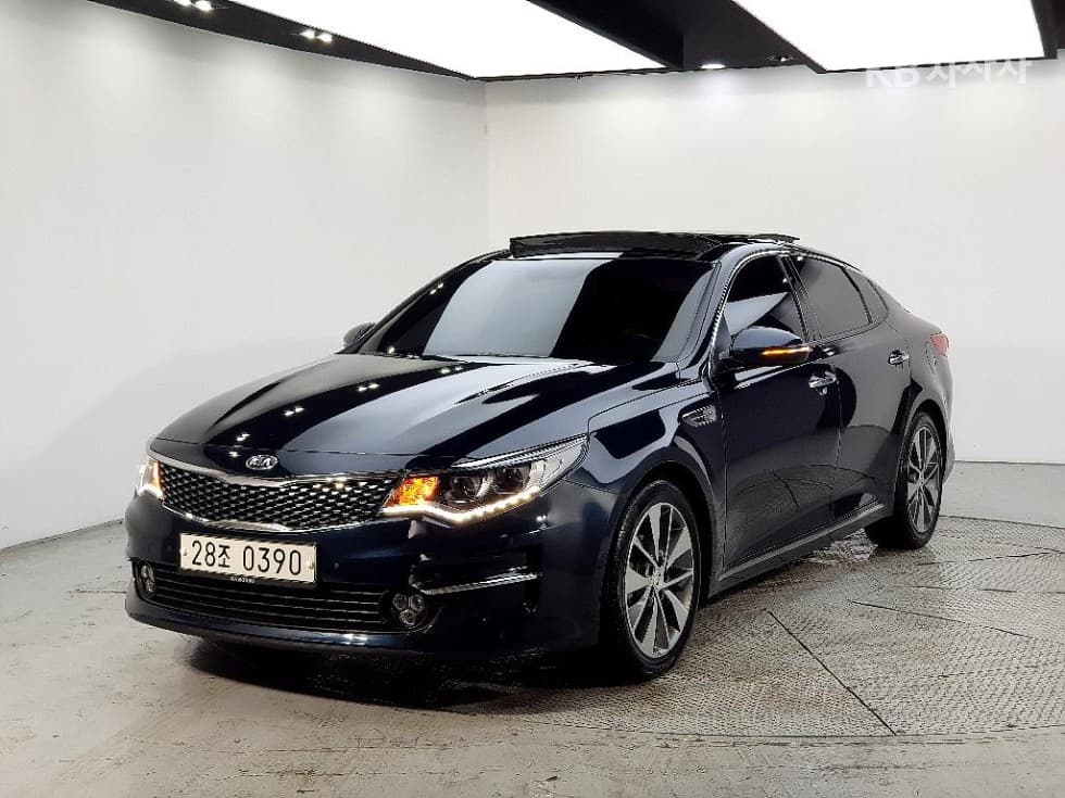 Kia K5 Second generation2.0 Gasoline MX Noblesse - 2