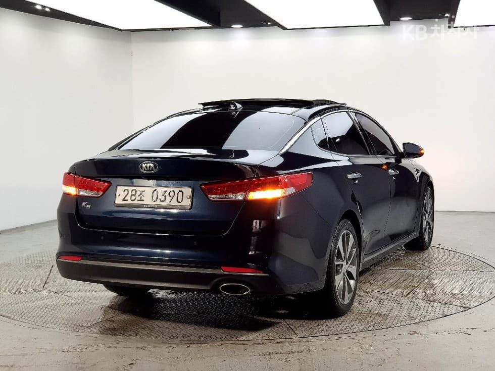 Kia K5 Second generation2.0 Gasoline MX Noblesse - 3