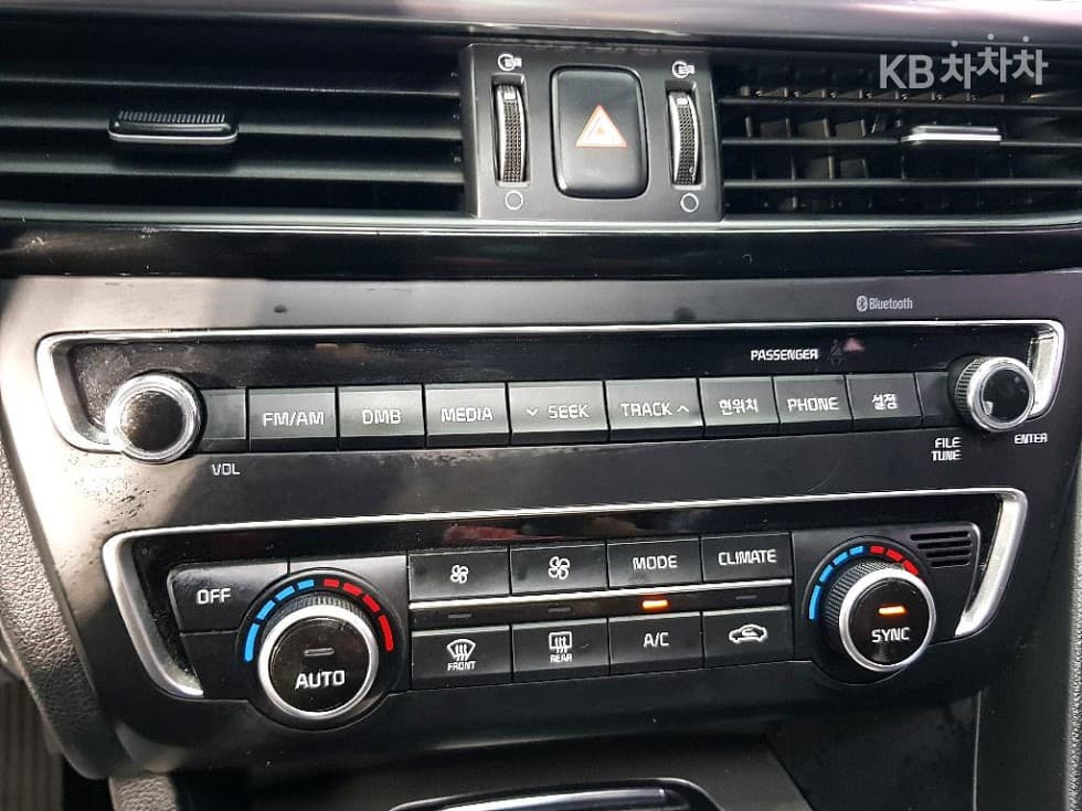 Kia K5 Second generation2.0 Gasoline MX Noblesse - 12