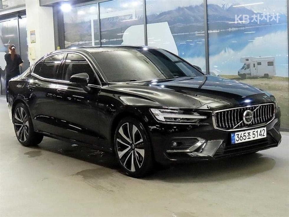 Volvo S60 3-토 поколение 2.0 B5 Ultra Bright - Image 1