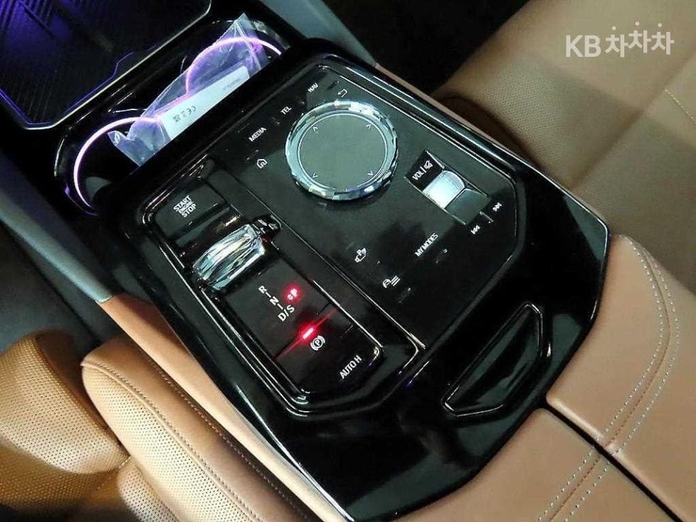 BMW Нов5 Серия(G60)530i xDrive M Sport Pro SE - 10