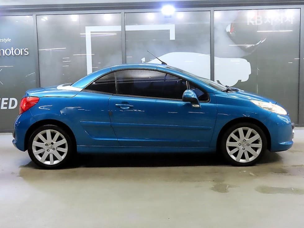 Peugeot 207CC1.6 - 3