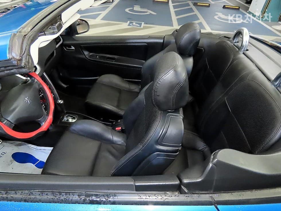 Peugeot 207CC1.6 - 9