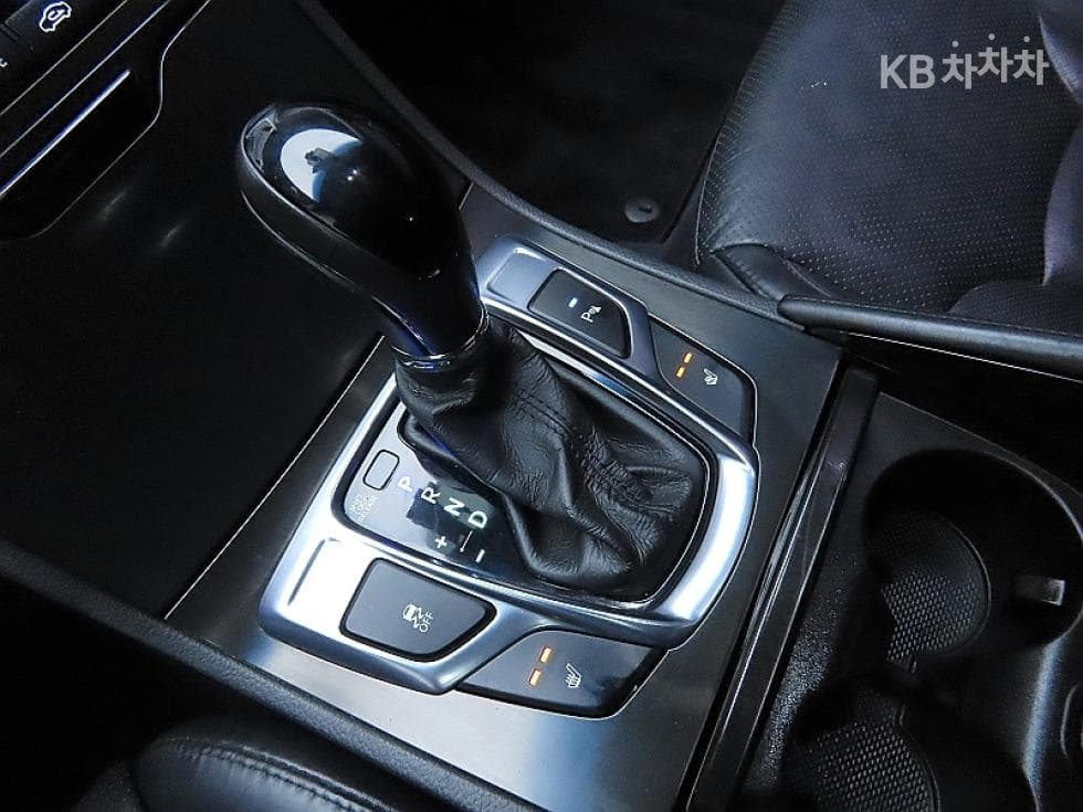 Hyundai Grandeur (Azera)HGHG240 Modern - 9