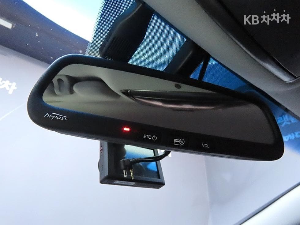 Hyundai Grandeur (Azera)HGHG240 Modern - 15