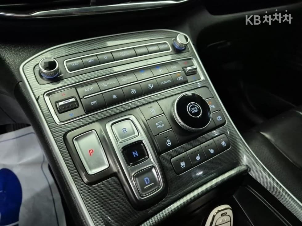Хюндай The New (фейслифт) Санта Фе TMДизел 2.2 2WD Premium 초이스 - 11