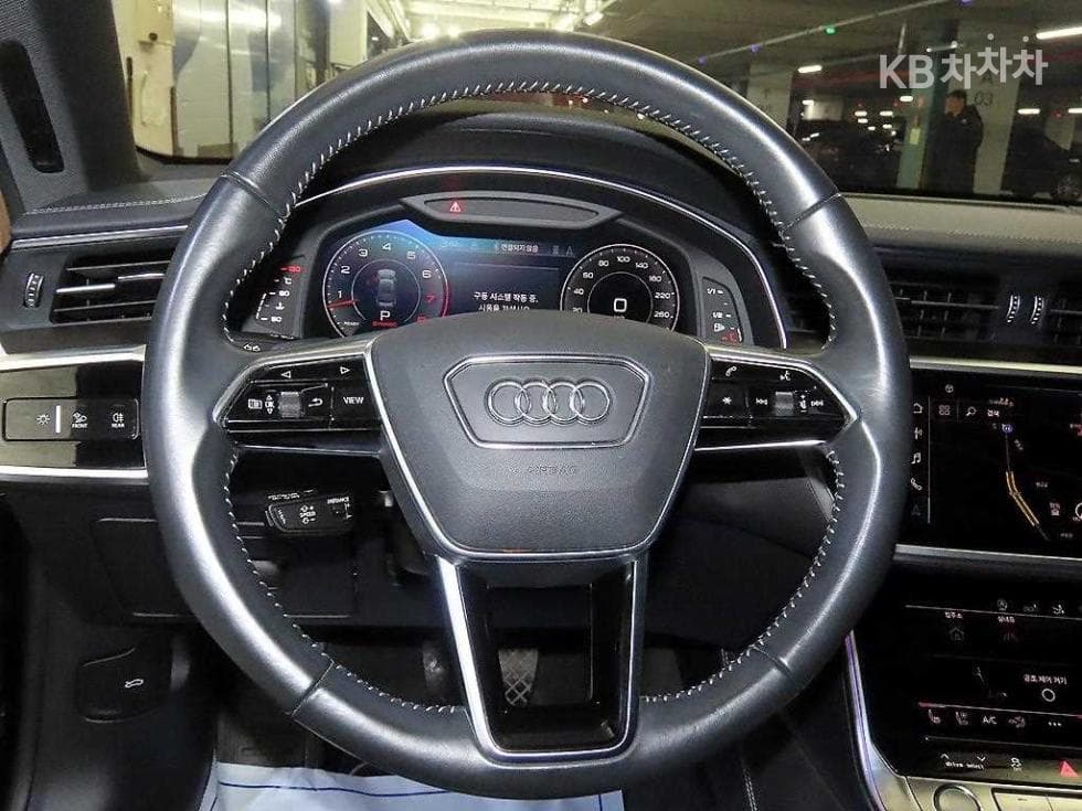 Ауди A7(4K8)55 TFSI Quattro Premium - 8