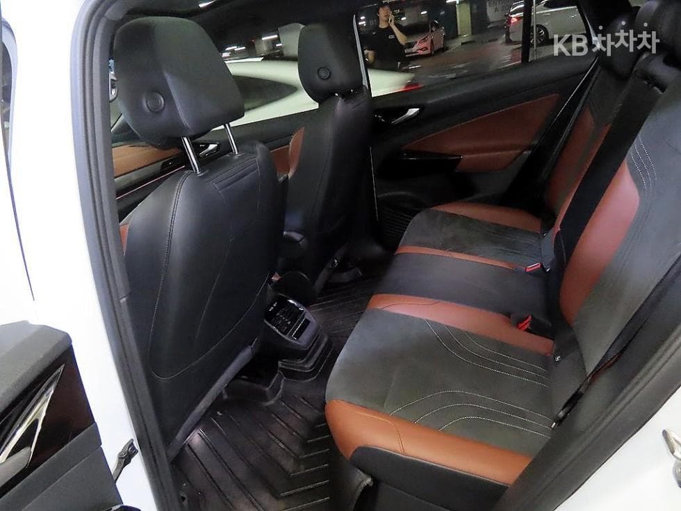 Volkswagen ID.4Pro Стандартен - 7