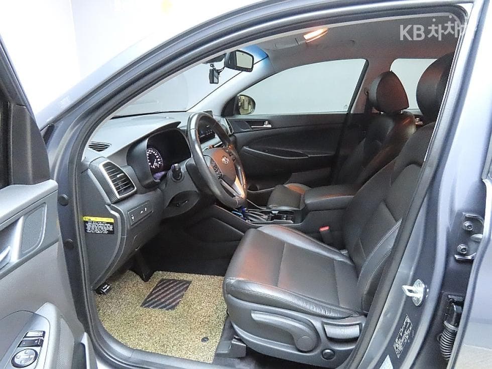 Hyundai All New TucsonDiesel(e-VGT R)2.0 2WD Modern - 10
