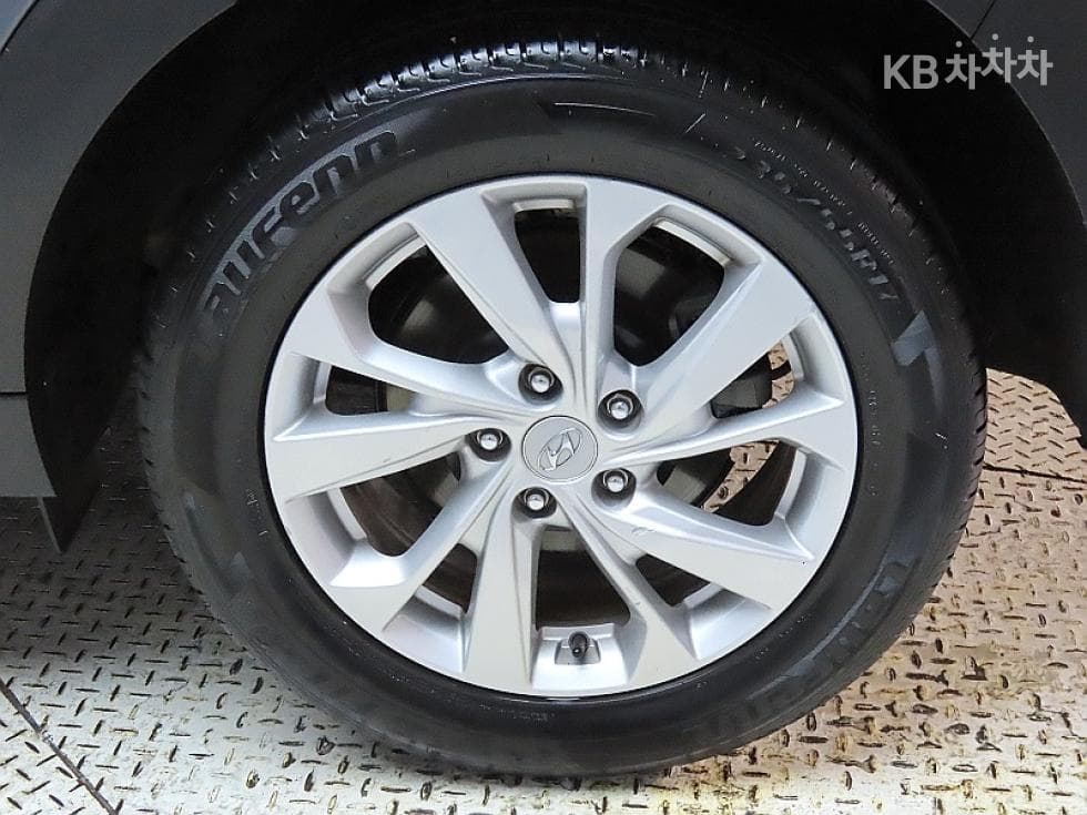 Hyundai All New TucsonDiesel(e-VGT R)2.0 2WD Modern - 20