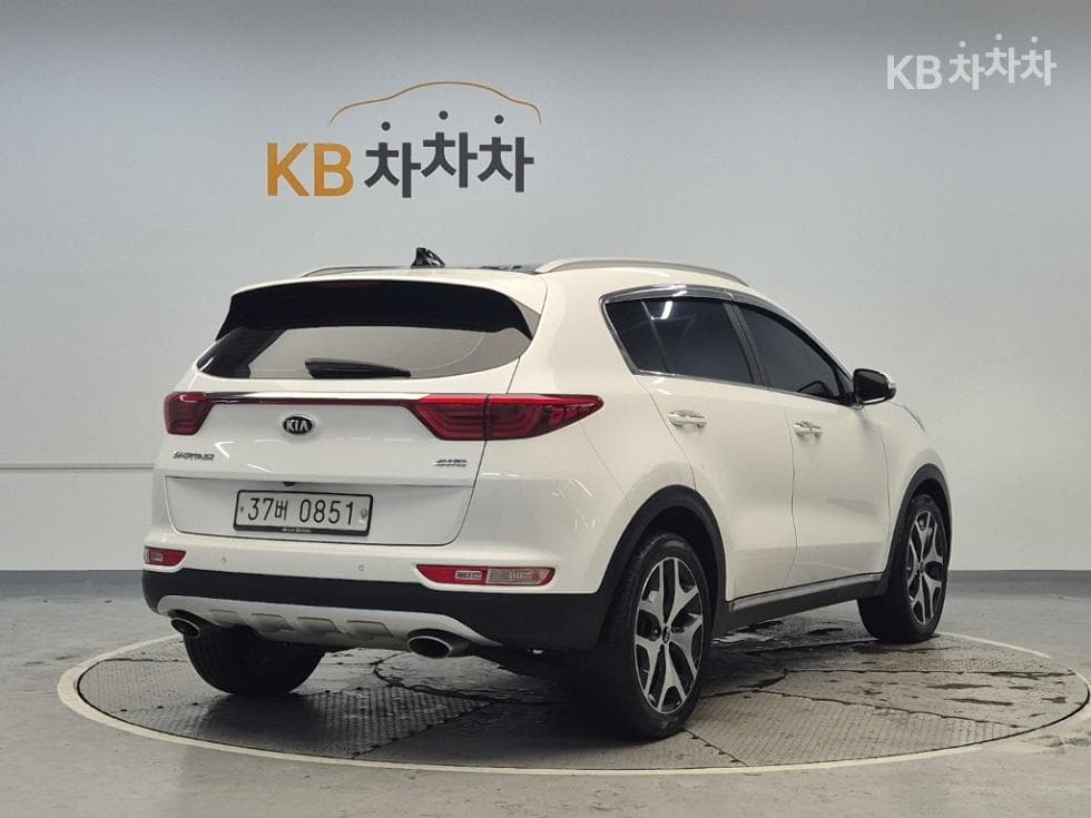 Киа Sportage 4-то поколениеДизел 2.0 4x4 Noblesse Специал (специален признак/издание) - 3