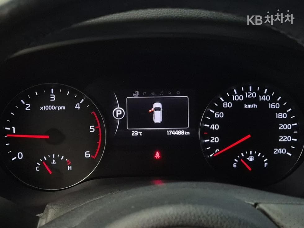 Киа Sportage 4-то поколениеДизел 2.0 4x4 Noblesse Специал (специален признак/издание) - 6