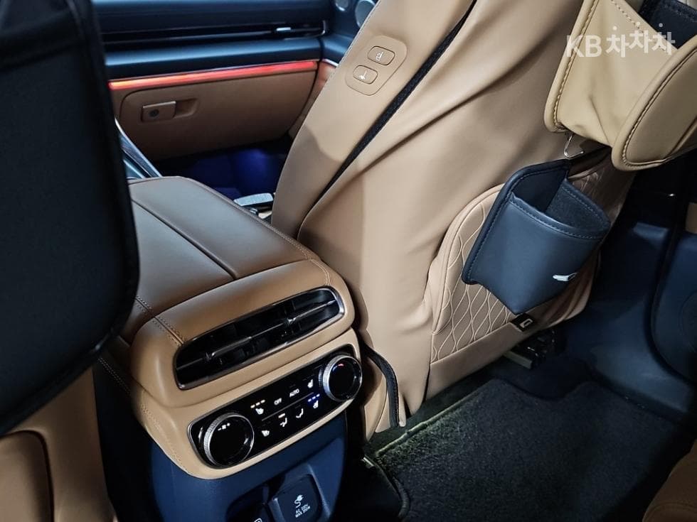 Дженезис GV803.0 Дизел AWD - 13