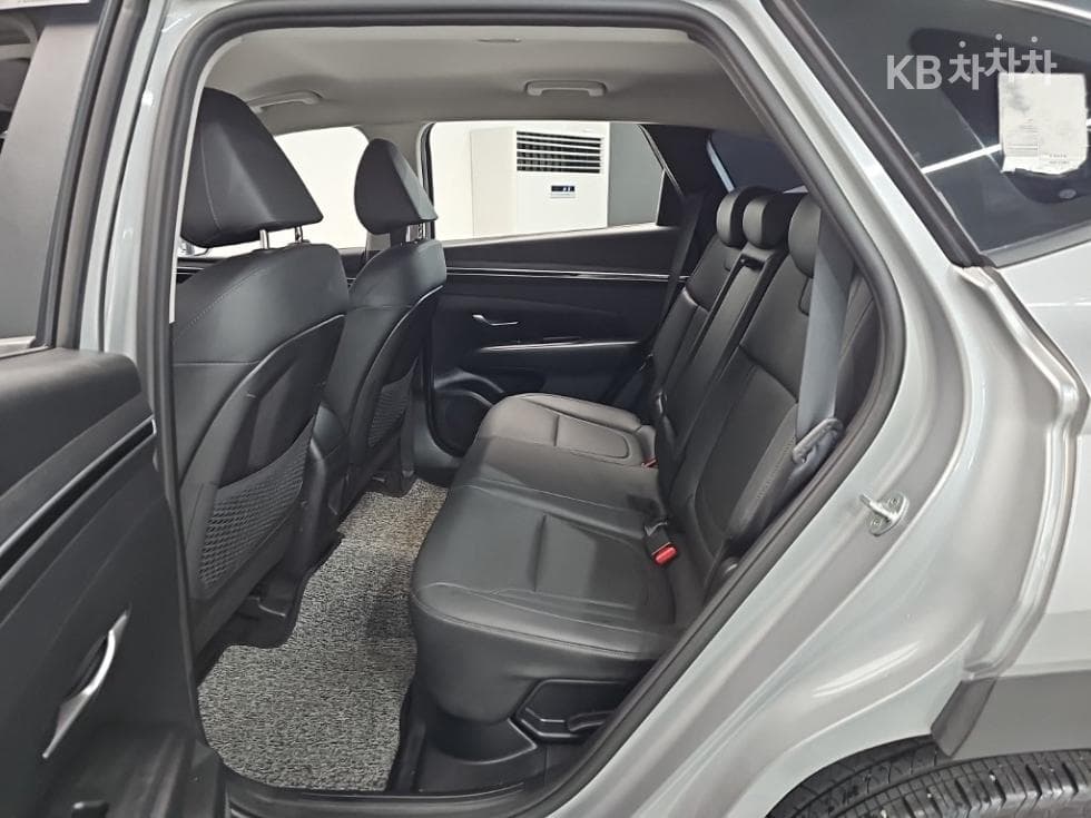 Hyundai The All New Tucson Hybrid(NX (Lexus SUV)4)1.6T HEV Modern - 12