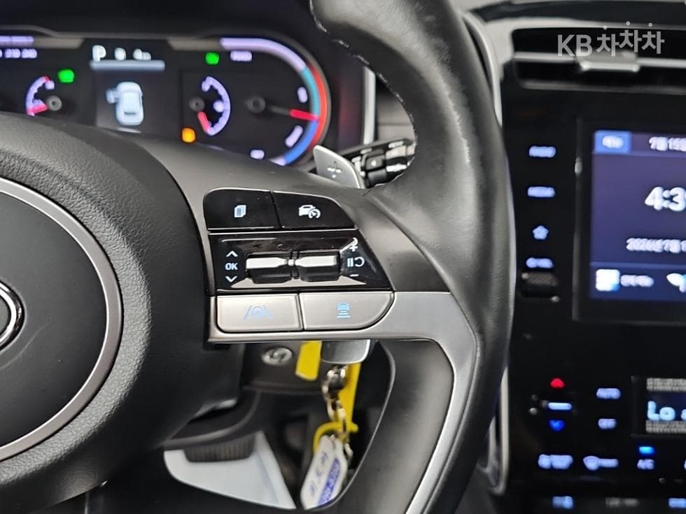 Hyundai The All New Tucson Hybrid(NX (Lexus SUV)4)1.6T HEV Modern - 17