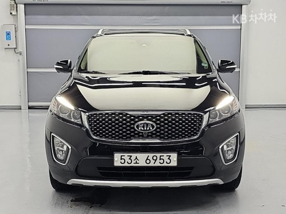 Киа All NewSorentoДизел 2.2 2WD Noblesse Специал (специален признак/издание) - 2