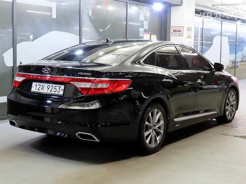 Хюндай Grandeur (Azera)HGHG300 Exclusive Специал (специален признак/издание) - 4