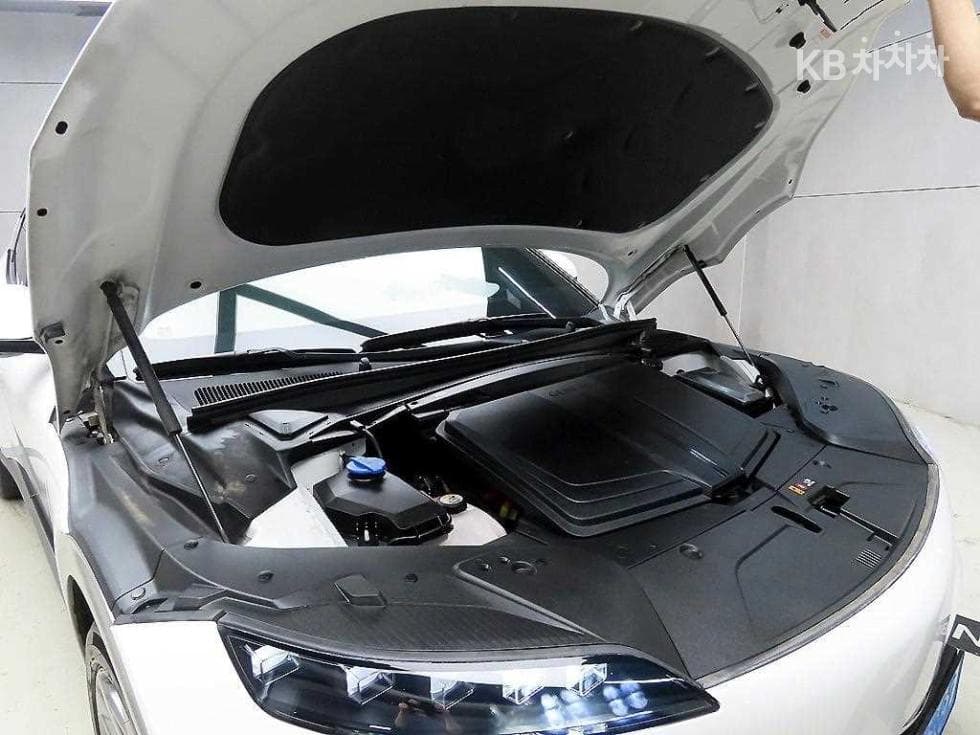 Дженезис GV60Стандартен AWD Стандартен - 19