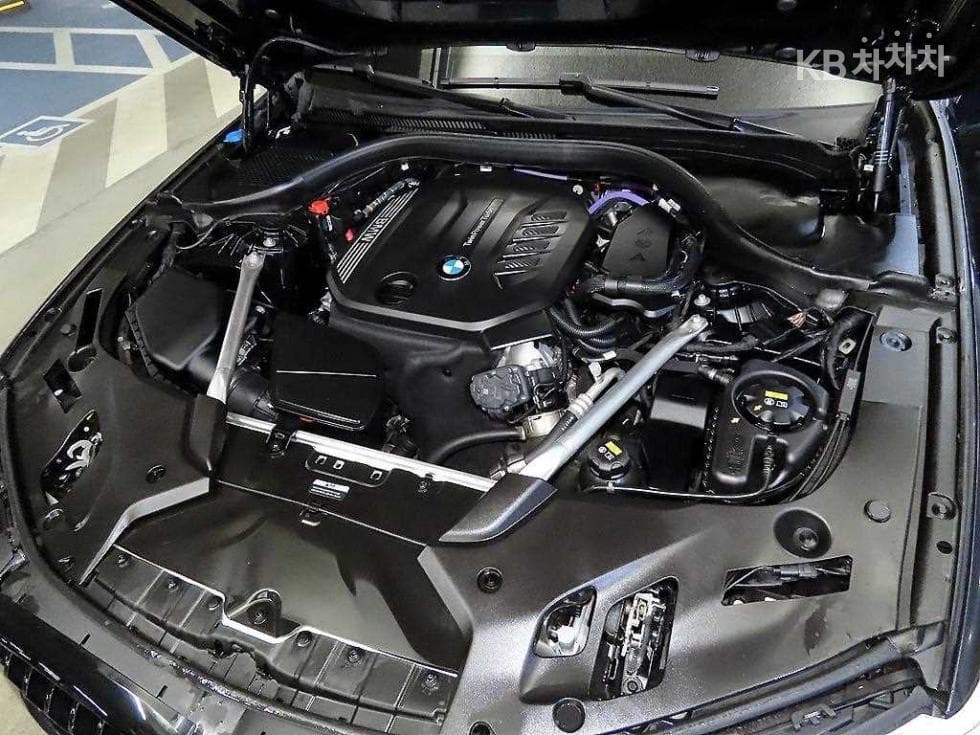 BMW 올Нов5 Серия (G30)523d M Sport - 19