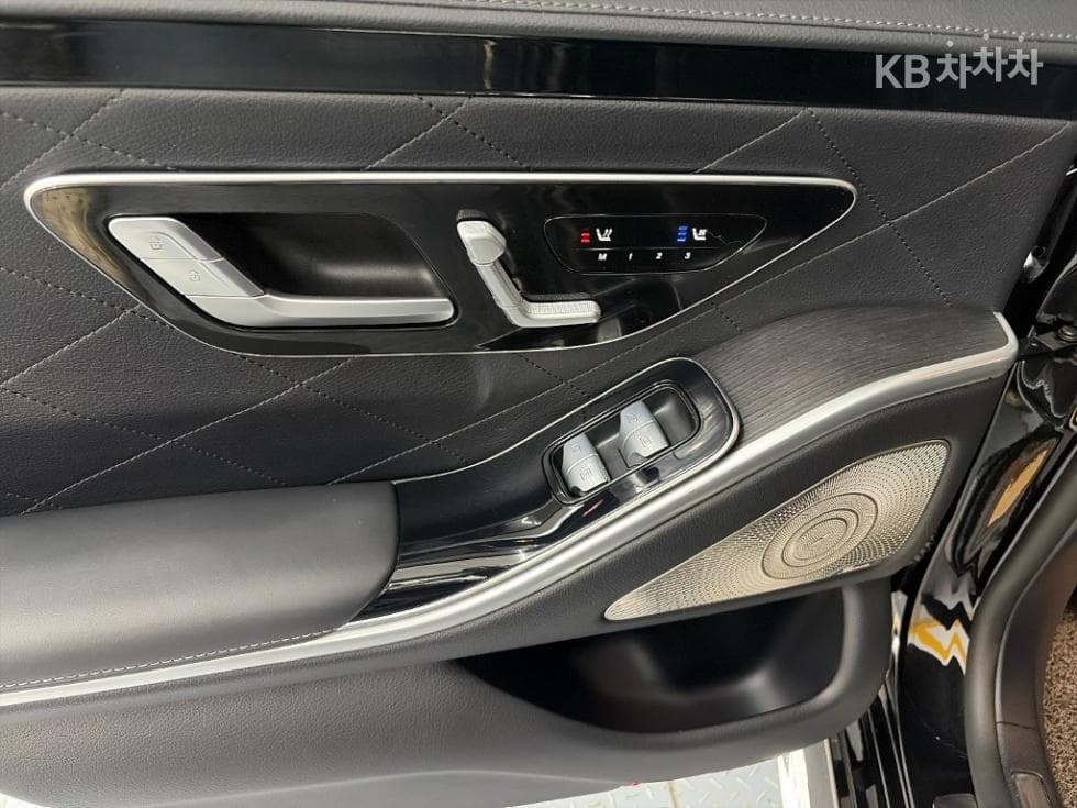 Mercedes-Benz S-Клас W223S400d 4Matic Стандартен - 13