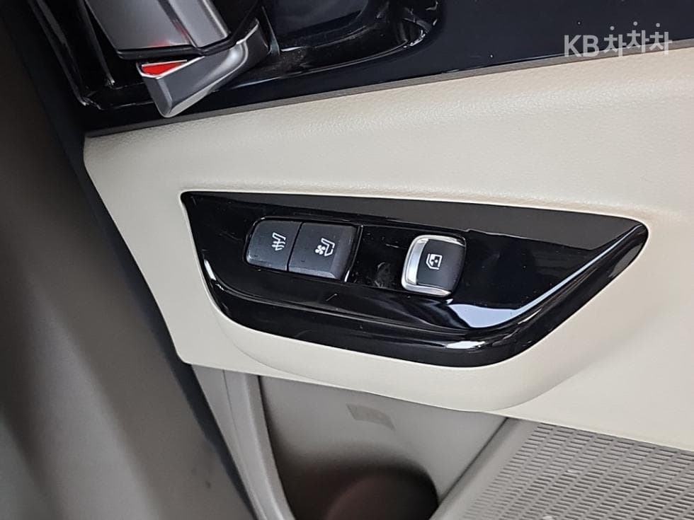 Kia Carnival 4th generationHigh Limousine (Carnival) D2.2 7-seater (Limousine) Signature - 14
