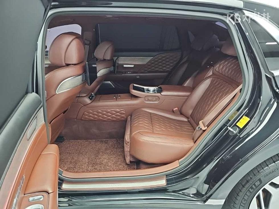 Дженезис G90(RS4)3.5T e-S/C AWD LWB Стандартен - 12