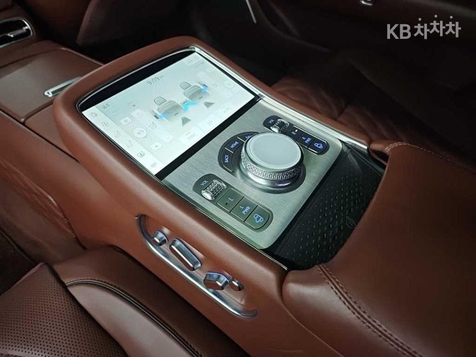 Дженезис G90(RS4)3.5T e-S/C AWD LWB Стандартен - 15