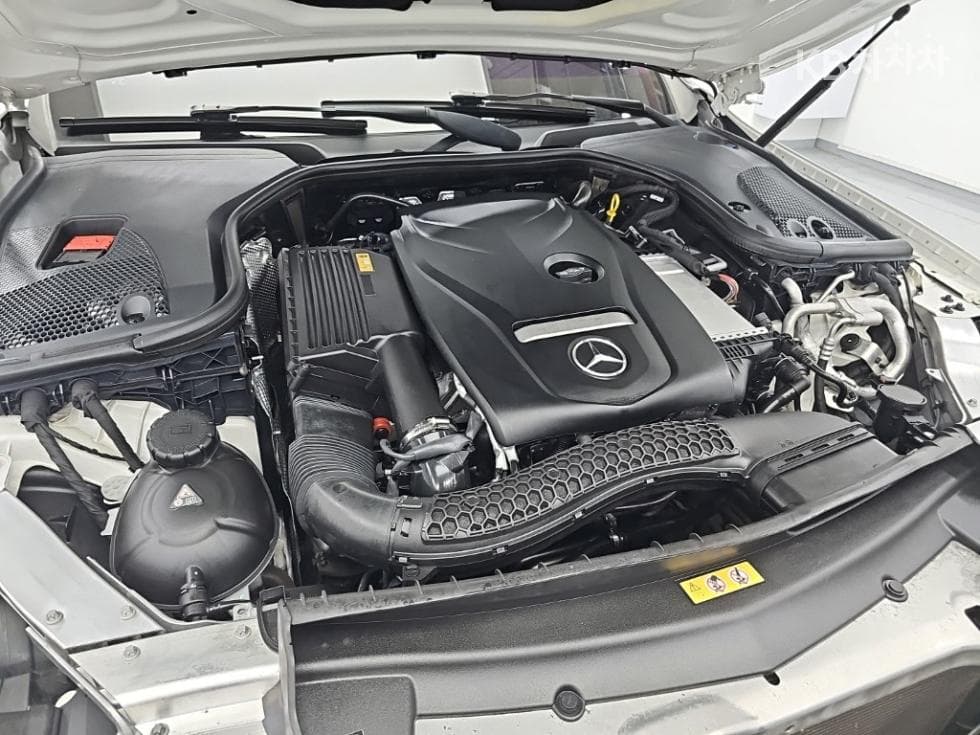 Mercedes-Benz E-Клас (W213)E300 Exclusive - 5