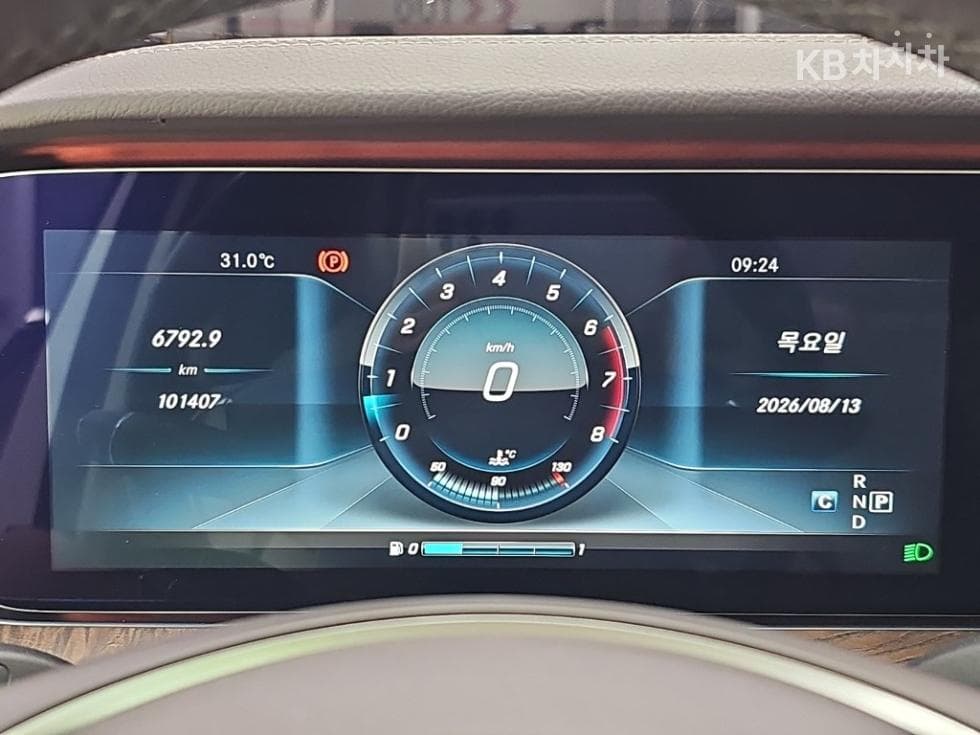 Mercedes-Benz E-Клас (W213)E300 Exclusive - 6