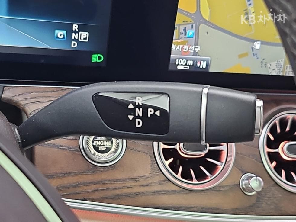 Mercedes-Benz E-Клас (W213)E300 Exclusive - 8